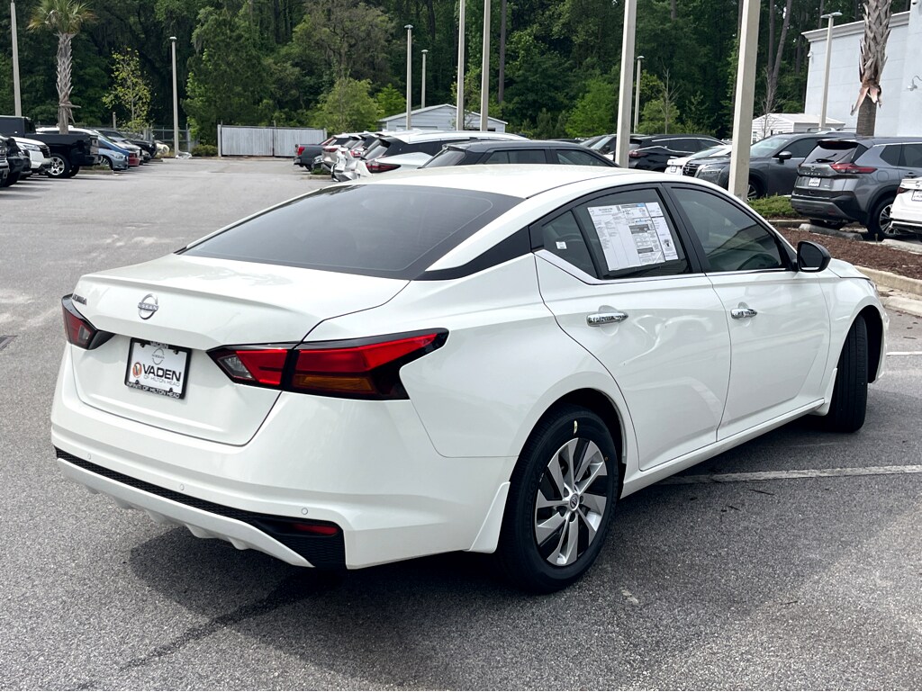 2024 Nissan Altima 2.5 S photo 2