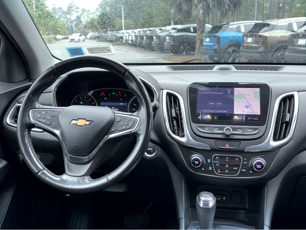 2019 Chevrolet Equinox LT photo 3