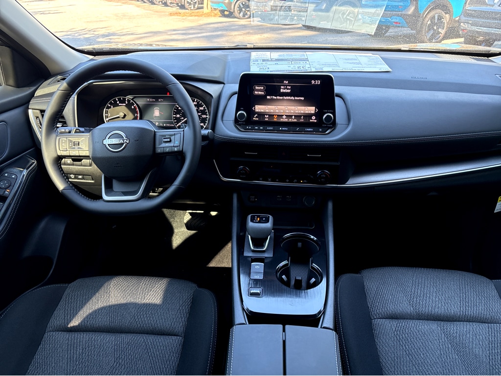 New 2026 Nissan Rogue SV SUV