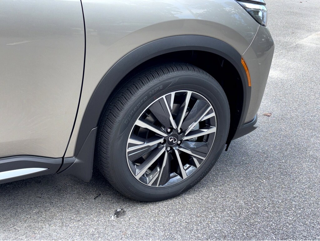 New 2026 INFINITI QX60 LUXE SUV