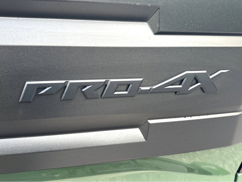 2026 Nissan Frontier 29