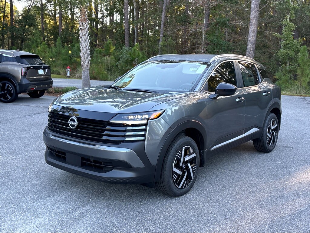 2026 Nissan Kicks SV photo 3