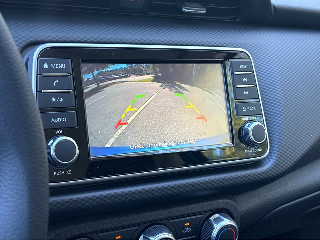 2025 Nissan KICKS PLAY Base - Photo 6