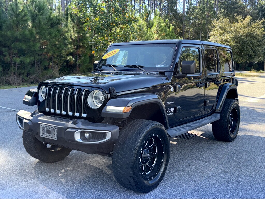 2018 Jeep Wrangler Unlimited Sahara photo 3