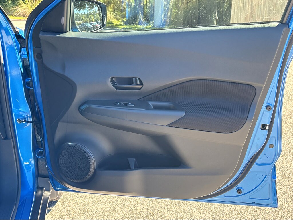 2025 Nissan KICKS PLAY Base - Photo 7