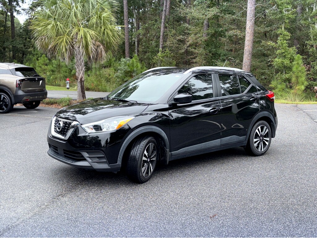 2020 Nissan Kicks SV photo 3