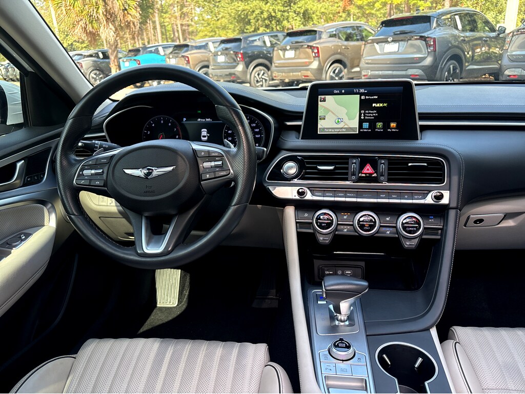 2019 Genesis G70 2.0T Advanced photo 4