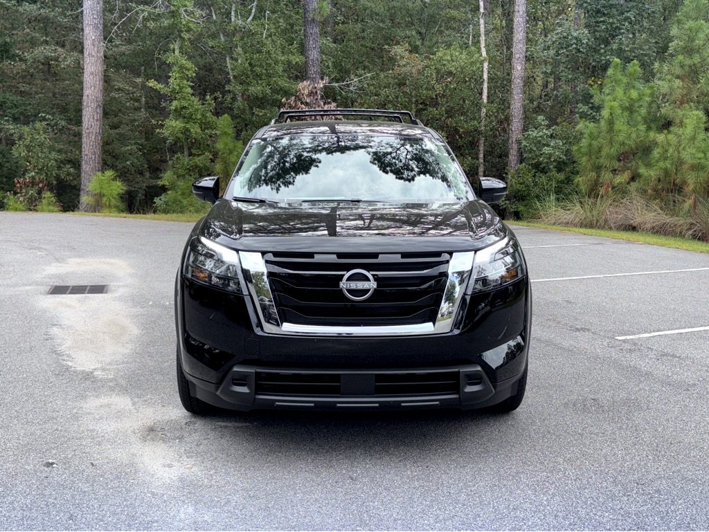 New 2025 Nissan Pathfinder SV SUV