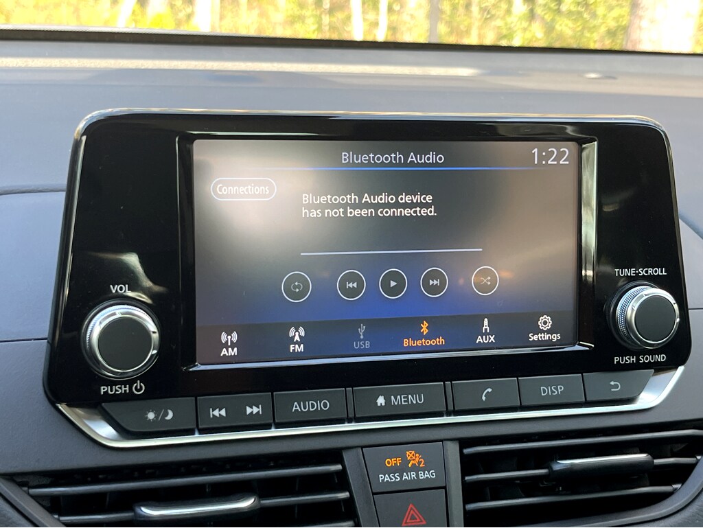 2024 Nissan Altima 2.5 S photo 4