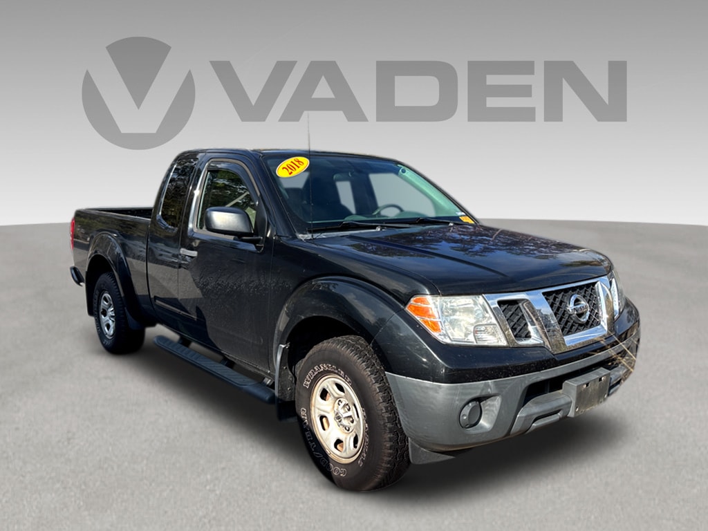 2018 Nissan Frontier S's photo