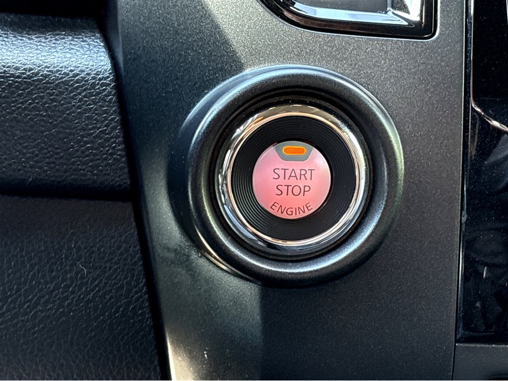 Used 2023 Nissan Titan SV Truck Crew Cab