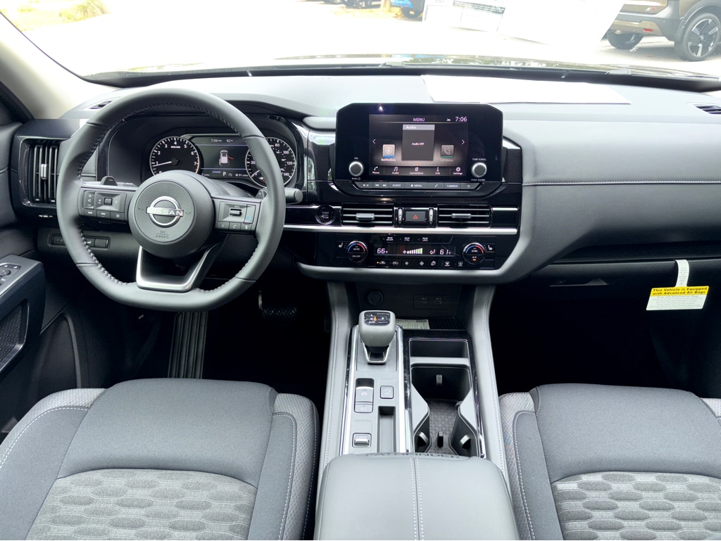 New 2025 Nissan Pathfinder SV SUV