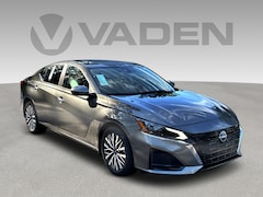 2025 Nissan Altima SV Sedan