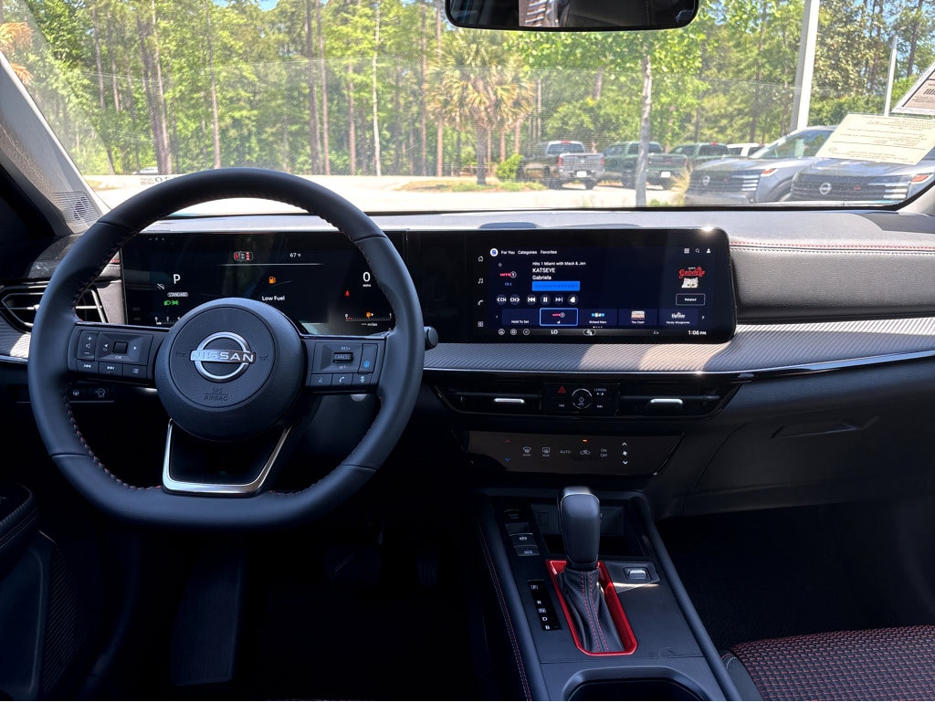 New 2026 Nissan Kicks SR SUV