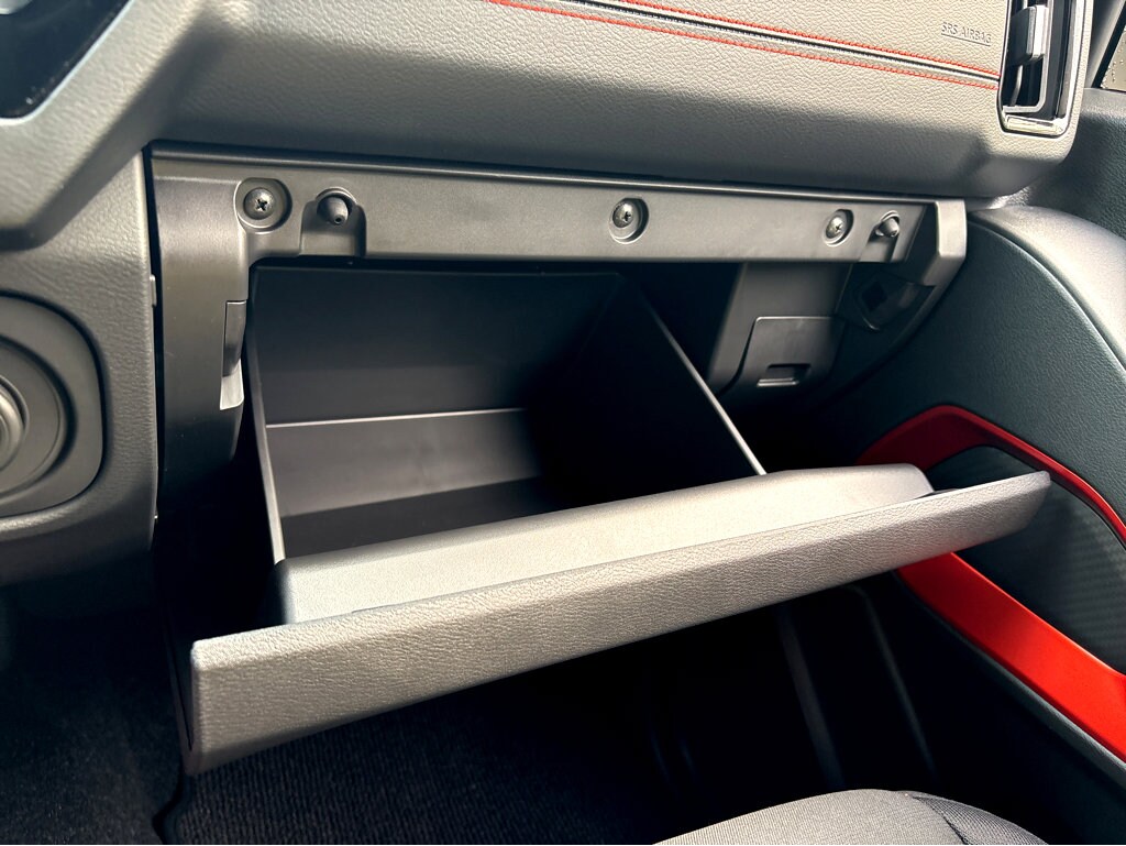 2026 Nissan Frontier 18