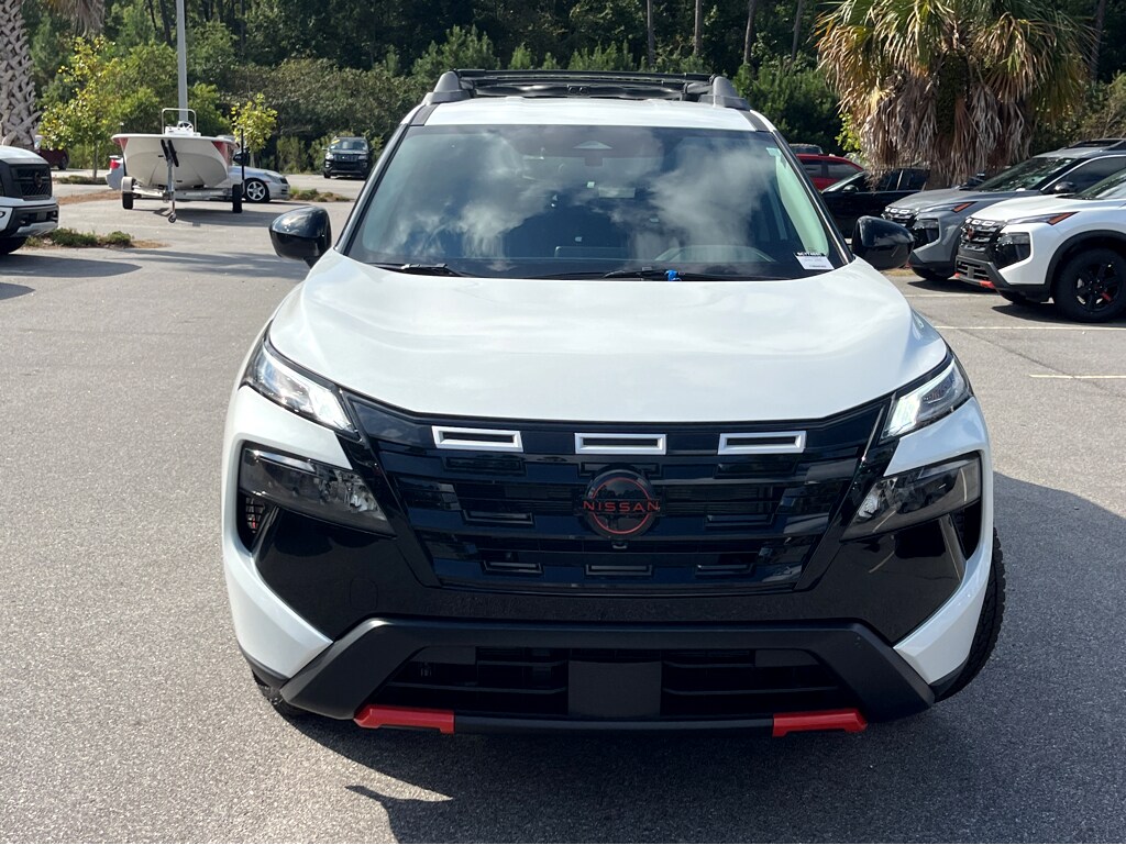 2025 Nissan Rogue photo 2