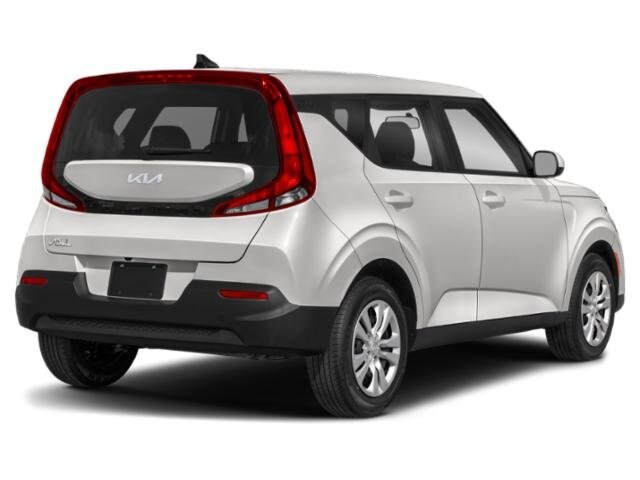 2022 Kia Soul LX photo 2