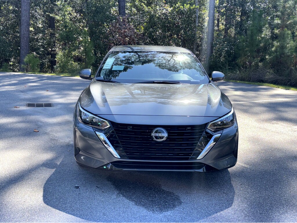 2025 Nissan Sentra SV photo 2