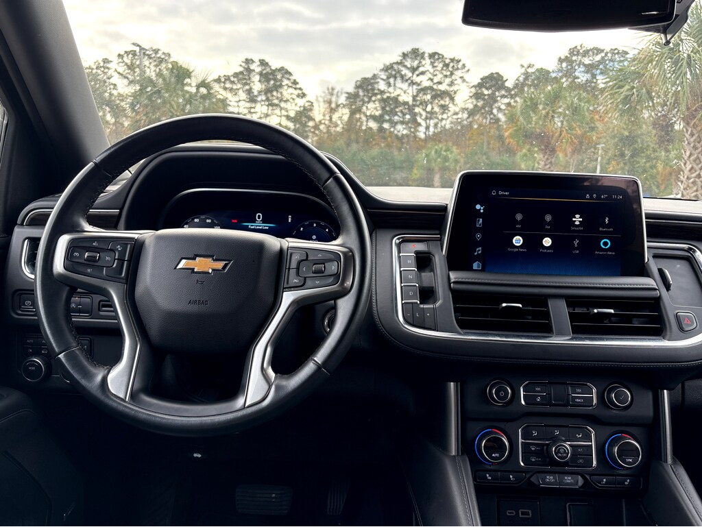 2023 Chevrolet Tahoe LT photo 4