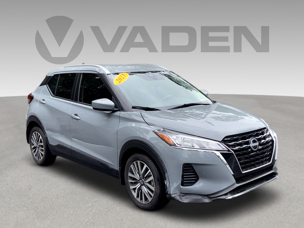 Used 2023 Nissan Kicks SV SUV