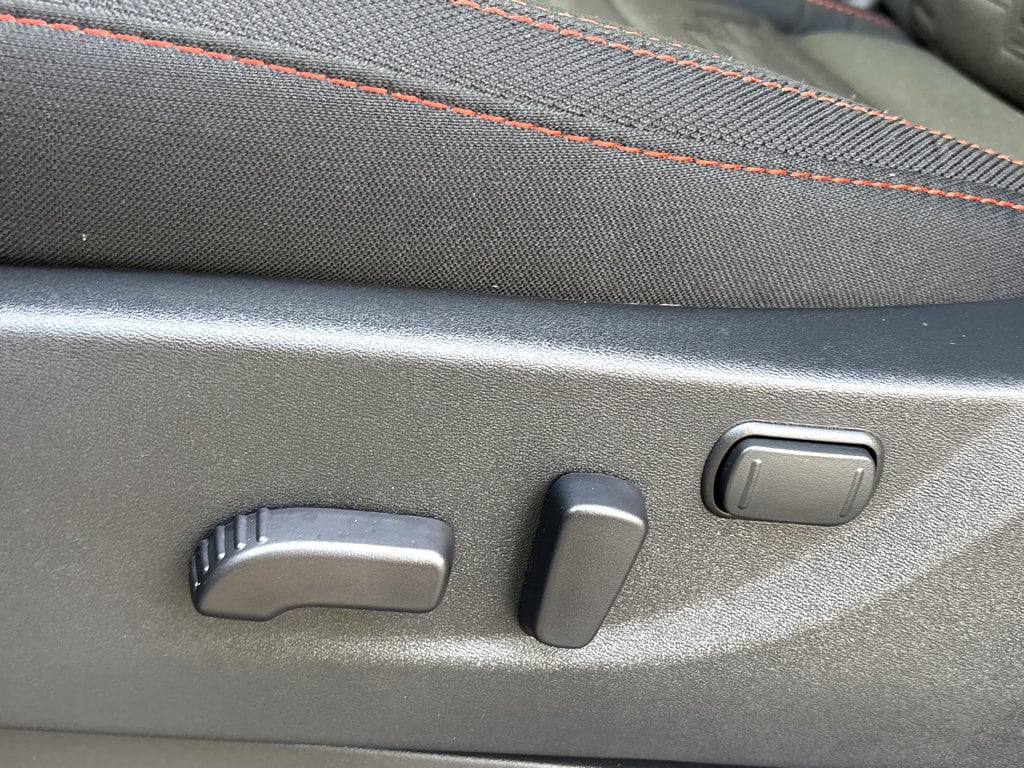 2026 Nissan Frontier 20