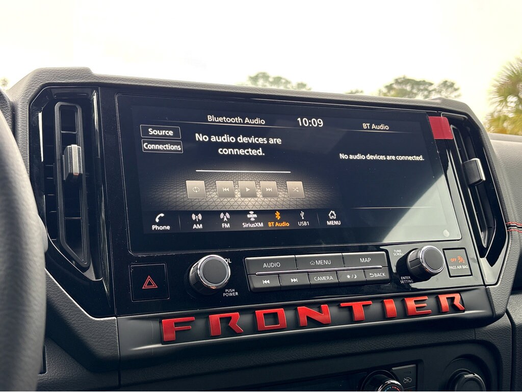2026 Nissan Frontier 7