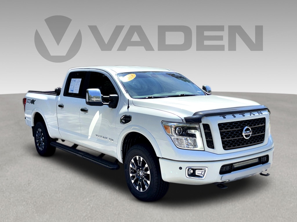 2019 Nissan Titan XD Truck Crew Cab 