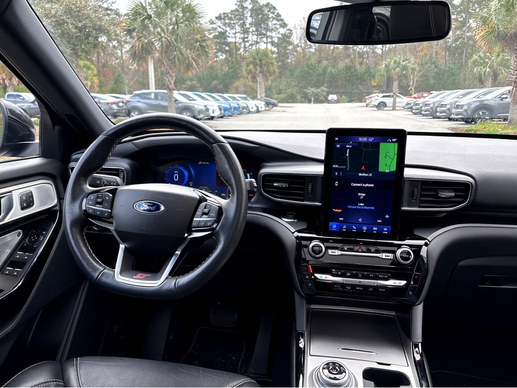 Used 2022 Ford Explorer ST SUV