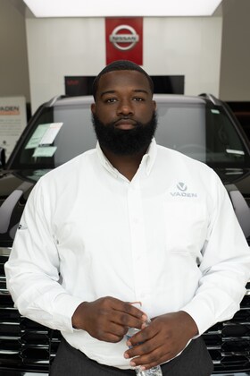Staff member Kaylan Williams from ID_d47db5cbb142