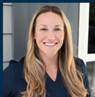 Staff member Amanda Stewart from ID_79af8d600ee6