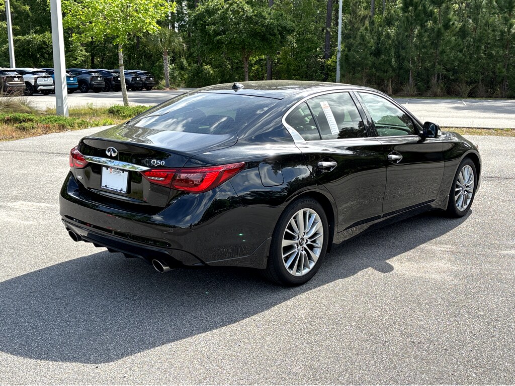 2023 INFINITI Q50 30
