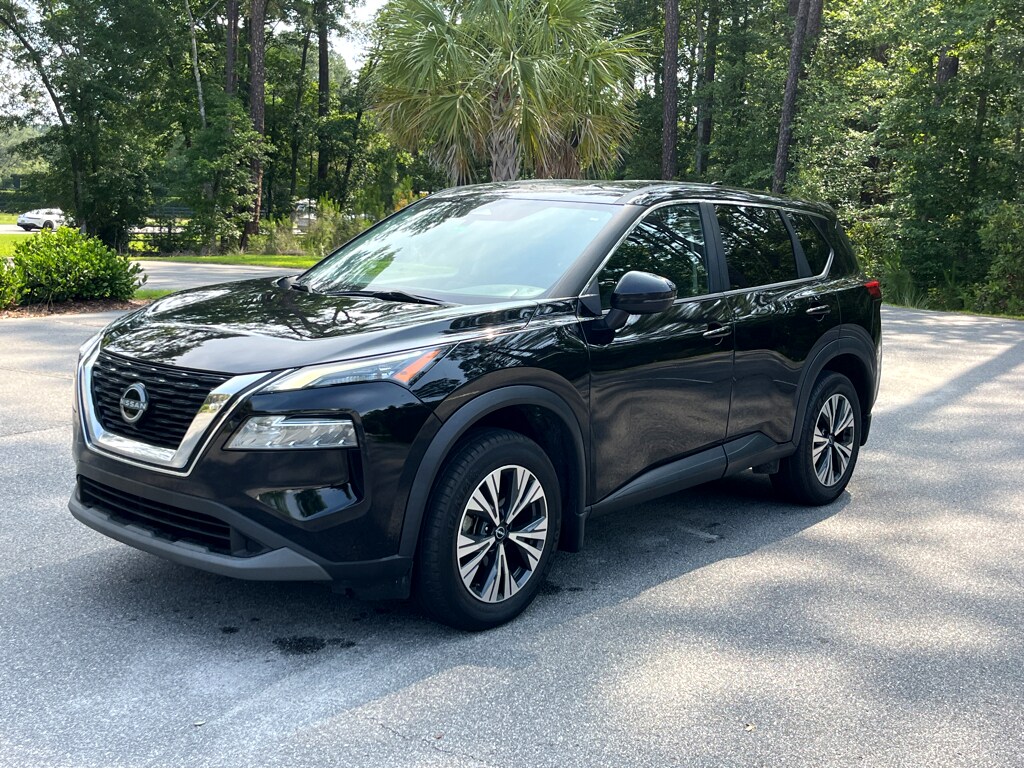 2022 Nissan Rogue SV photo 3