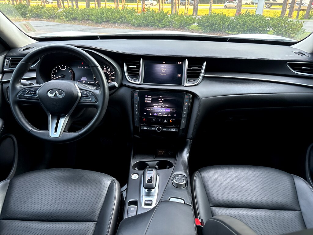2023 Infiniti QX50 Luxe photo 4