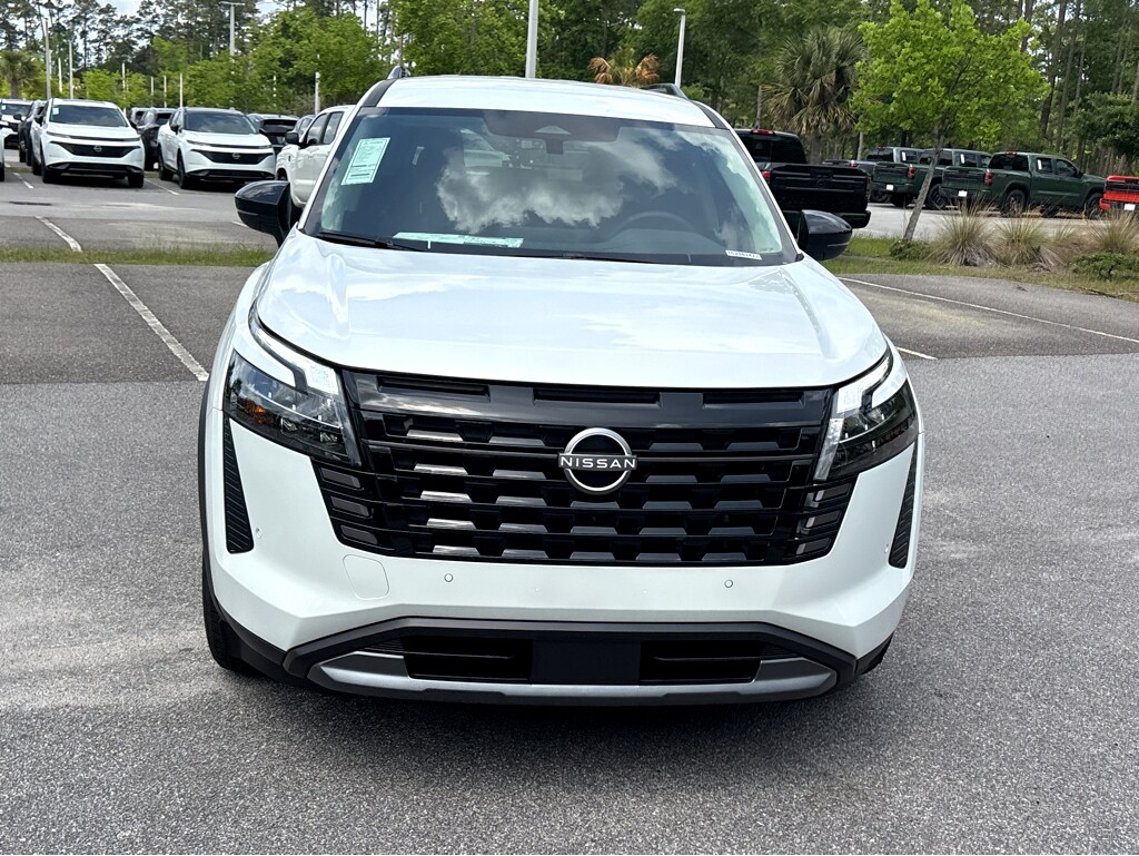 New 2026 Nissan Pathfinder SL SUV