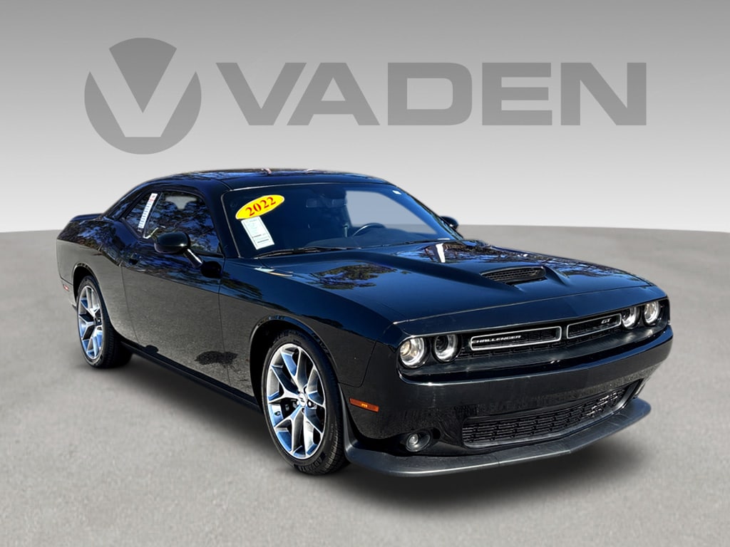 2022 Dodge Challenger GT's photo