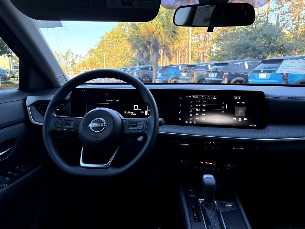 2026 Nissan Kicks SV photo 4