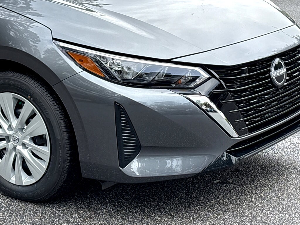 2025 Nissan Sentra S photo 3