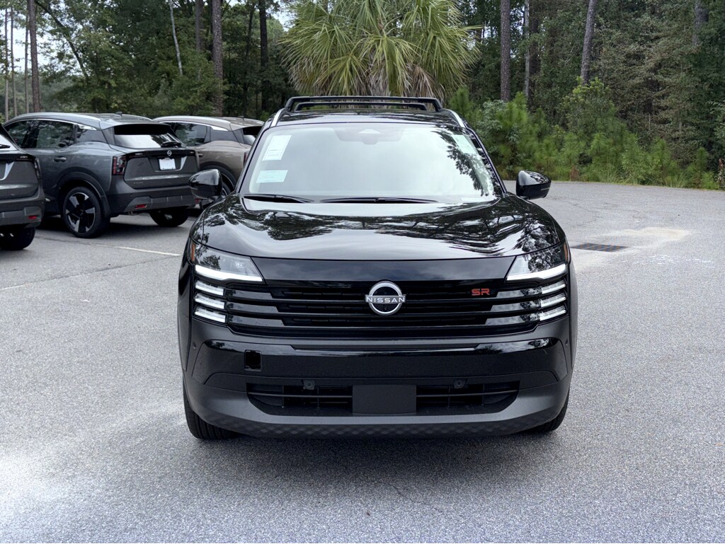 2026 Nissan Kicks SR photo 2