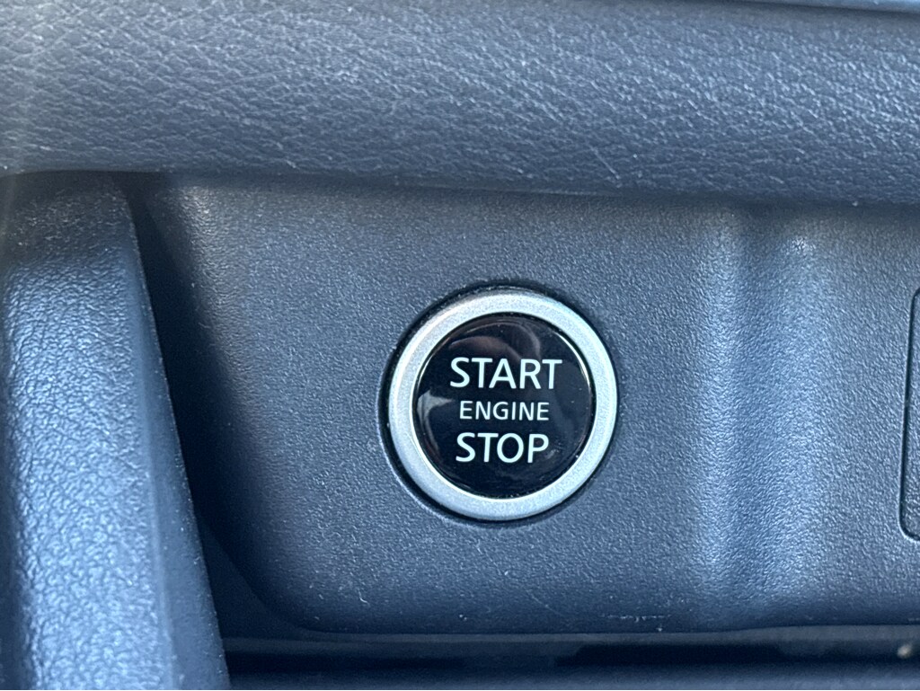 Used 2023 Nissan Rogue SV SUV