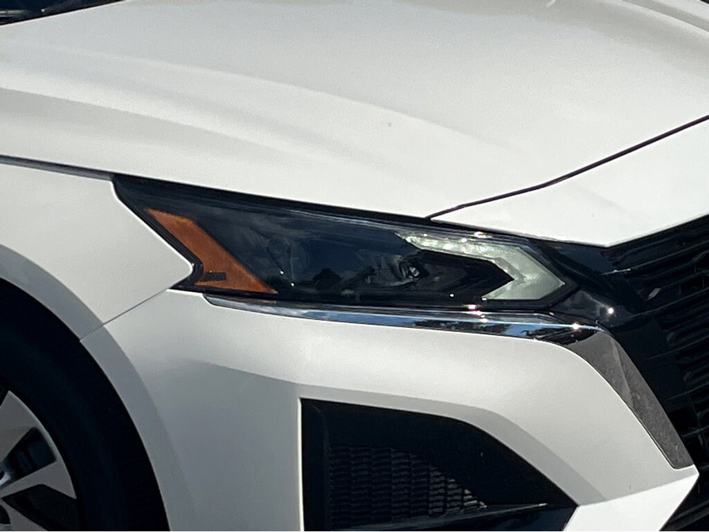 2025 Nissan Altima S photo 4