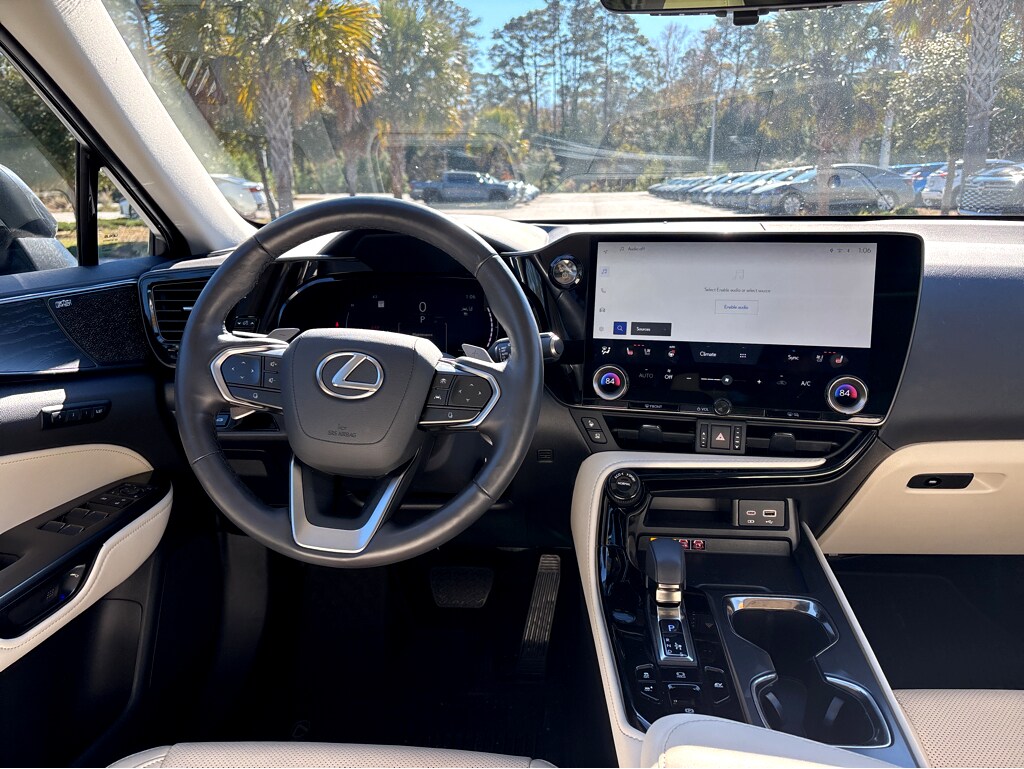 Used 2025 Lexus NX 350h Luxury SUV