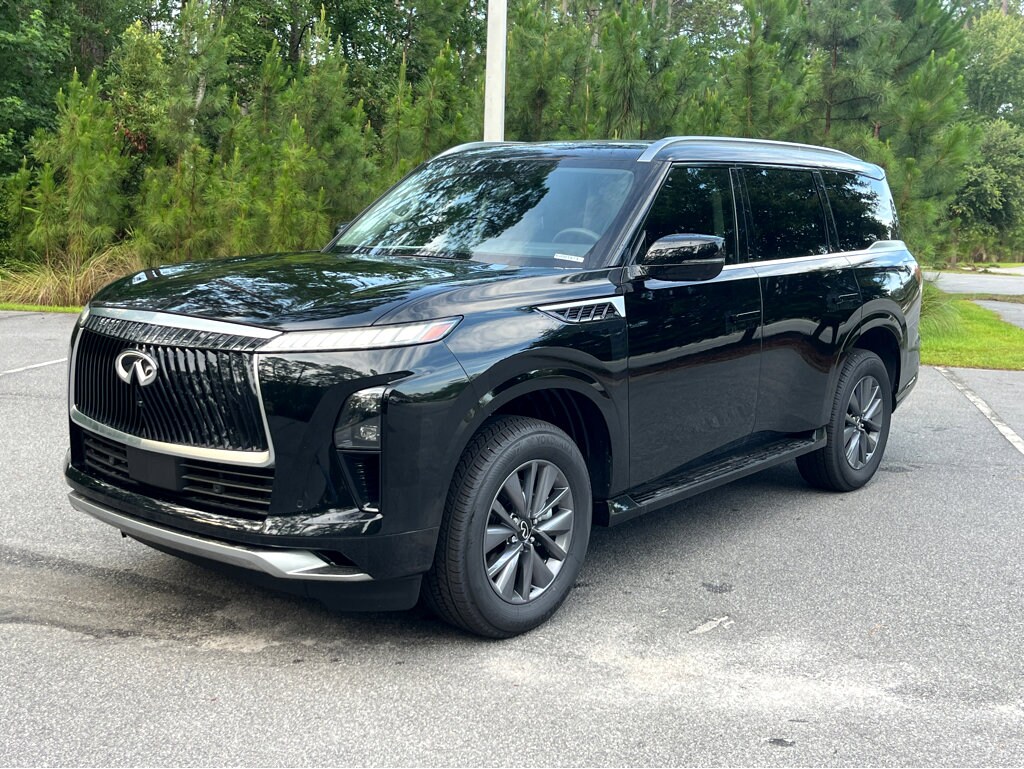 2025 Infiniti QX80 Pure photo 3