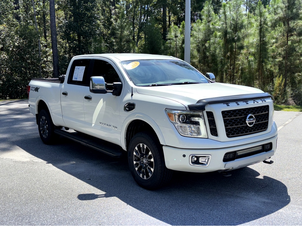 2019 Nissan Titan XD Truck Crew Cab 