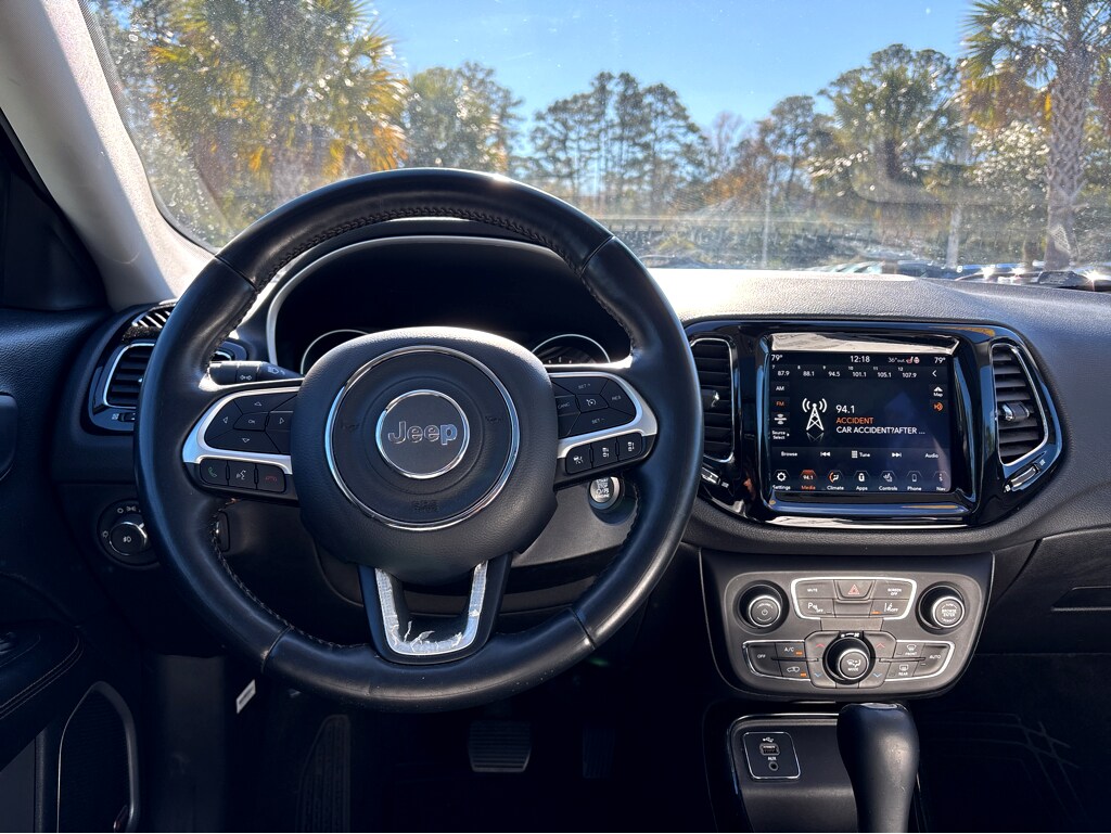 Used 2019 Jeep Compass Limited FWD SUV