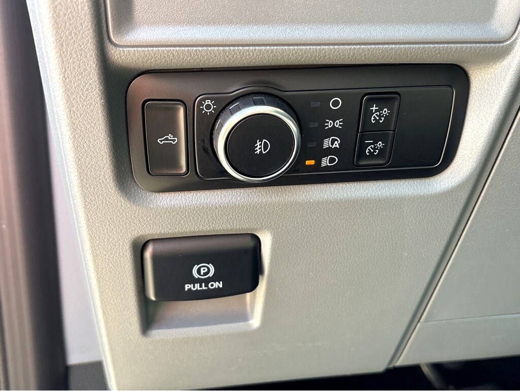 2023 Ford F-150 XLT - Photo 12
