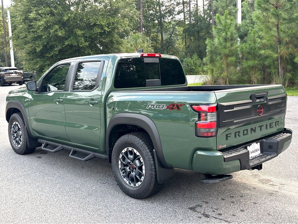 2026 Nissan Frontier 33