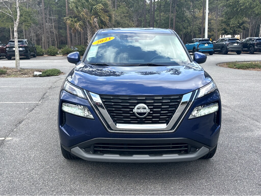Used 2023 Nissan Rogue SV SUV