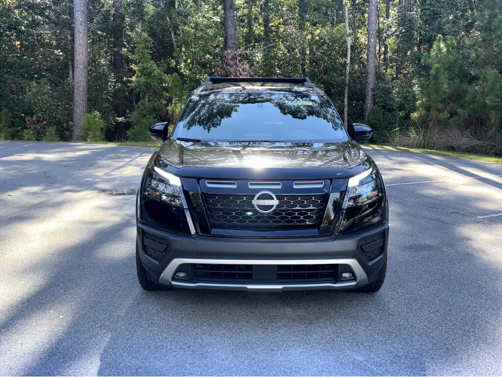 2024 Nissan Pathfinder Rock Creek photo 2