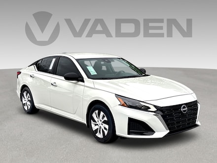 2025 Nissan Altima S Sedan