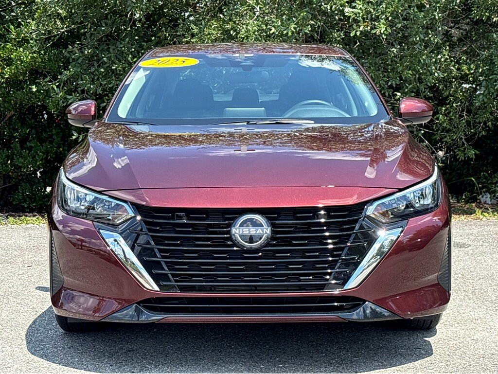 2025 Nissan Sentra SV photo 2